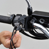 DAYTONA USB-Steckdose SLIM für Motorradlenker 2x USB Anschluss