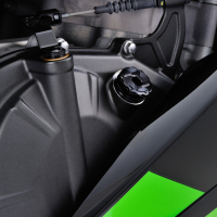 DAYTONA Öleinfülldeckel Schraube Verschluss  verschiedene KAWASAKI Modelle
