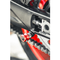 KERN-STABI BOBBINS Heckständeraufnahme M8 x 1,25  SUZUKI GSX-8R ab 2024 rot