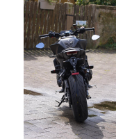 PRO-LINE Kennzeichenhalter YAMAHA MT-09 / SP RN87 / RN88 / RN92 ab 2024 Originalblinker