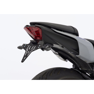 PROTECH V-SHAPE Kennzeichenhalter YAMAHA MT-07 RM48 - RM54 ab 2025 Originalblinker